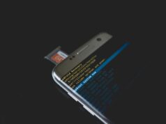 Why Your Android Phone Is So Slow: 10 Speed-Up Tips android-phone-slow (1)