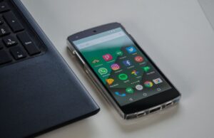 Android Phone Overheating: 8 Reasons and Fixes android overheating