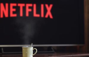 Why Netflix Keeps Pausing Every Few Seconds: Fixed netflix keeps pausing